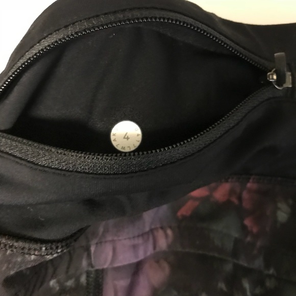 Lululemon Run Times Shorts 4" Frozen Flourish - Picture 5 of 5